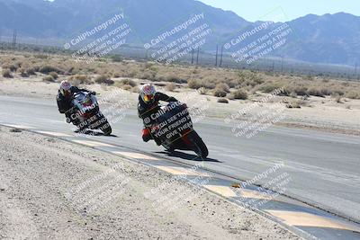 media/Dec-01-2025-Moto Forza (Mon) [[2daa91e15f]]/3-Beginner Group/Session 3 (Turn 16 Inside)/